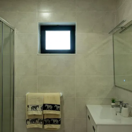 Vale De Paraiso Pechao Bed & Breakfast 3*